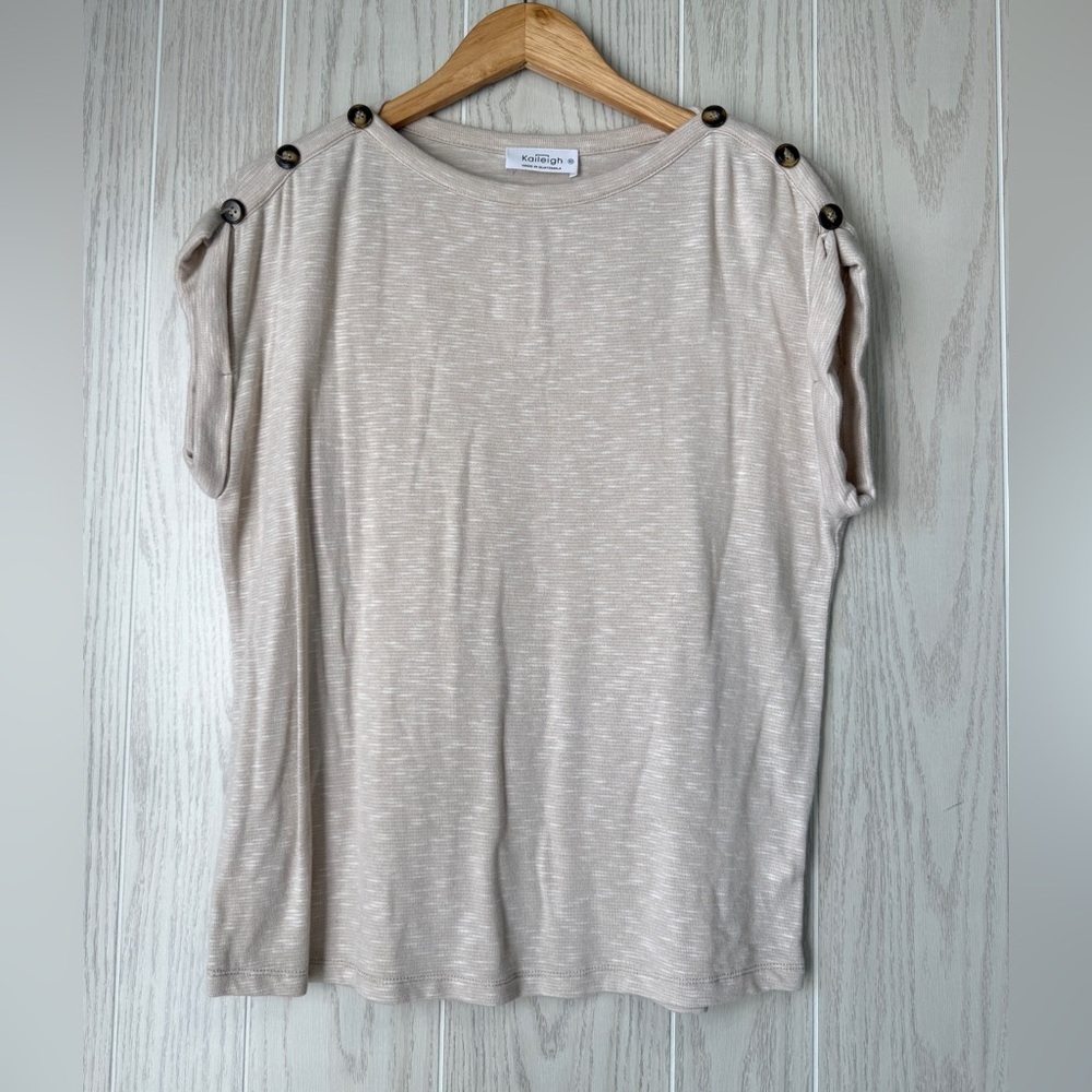 Kaileigh Beige Short Sleeve Button Shoulder Top – Size M